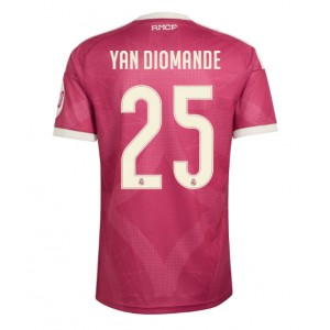 Real Madrid Yan Diomande #25 Jalkapallovaatteet Kolmaspaita 2026-27 Lyhythihainen